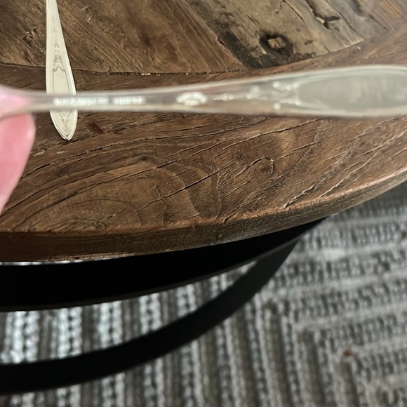 Vintage Oneida 5 pc Flatware set: - Picture 7 of 16